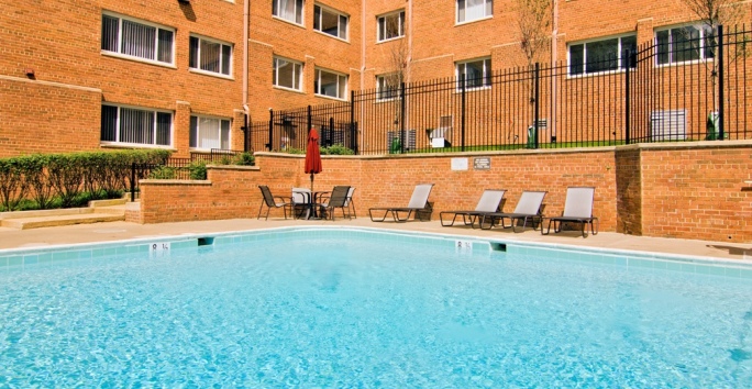 Photo slideshow: Infinity Apartments Pool Photo