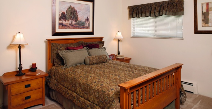Slideshow image: Cypress Point Apartments Bedroom Photo