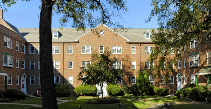 Photo slideshow: Harvard Village Apartments Exterior Photo