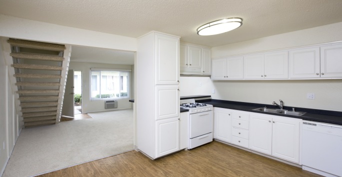 Photo slideshow: Villa Pacific Kitchen Photo