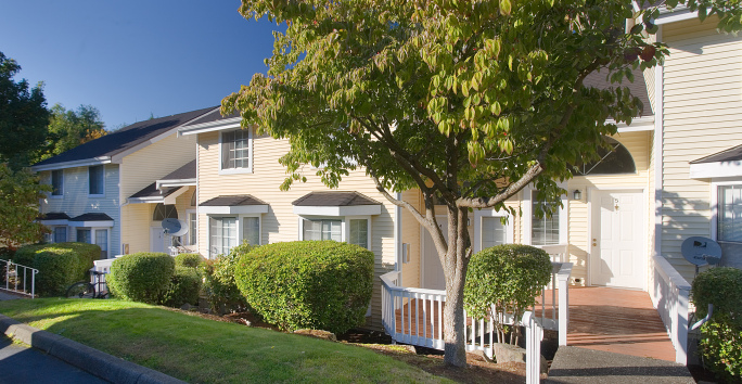 Photo slideshow: Somerset Green Exterior Photo