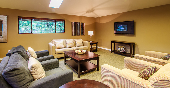 Photo slideshow: Avia Apartments Clubhouse