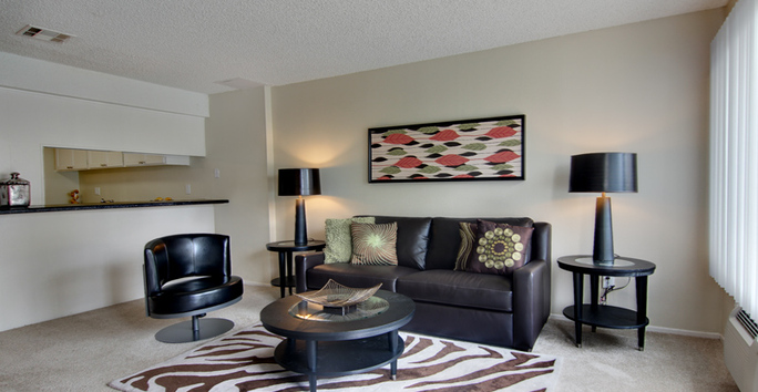 Photo slideshow: Villa Pacific Living Room