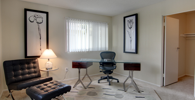 Photo slideshow: Villa Pacific Office