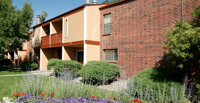 Slideshow image: Cypress Point Apartments Exterior Photo
