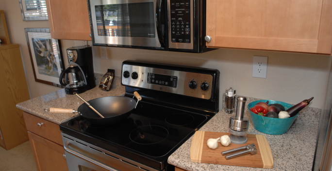 Photo slideshow: Park Lake Apartments Model Kitchen Photo