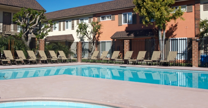 Photo slideshow: Tustin Parc Pool Photo