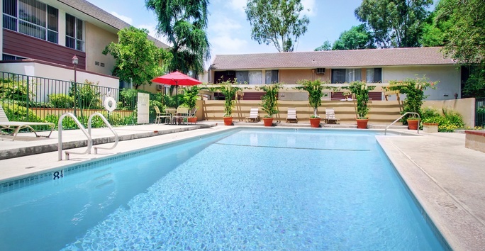 Photo slideshow: Emerald Ridge Sparkling Pool